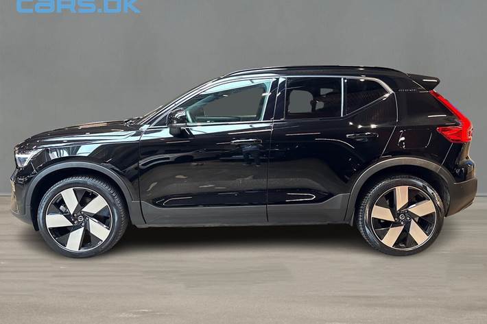 Sort Volvo XC40 fra 2023