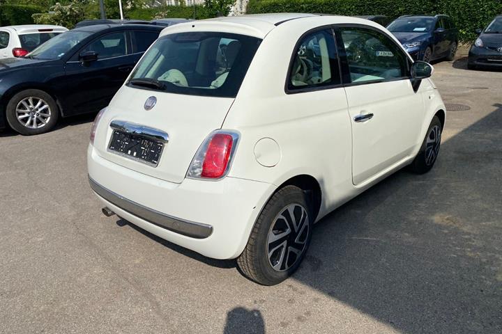 Hvid Fiat 500 fra 2008