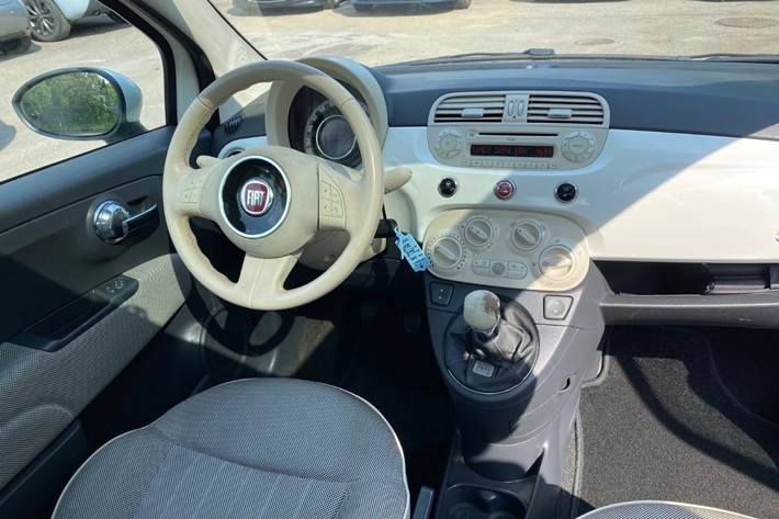 Hvid Fiat 500 fra 2008