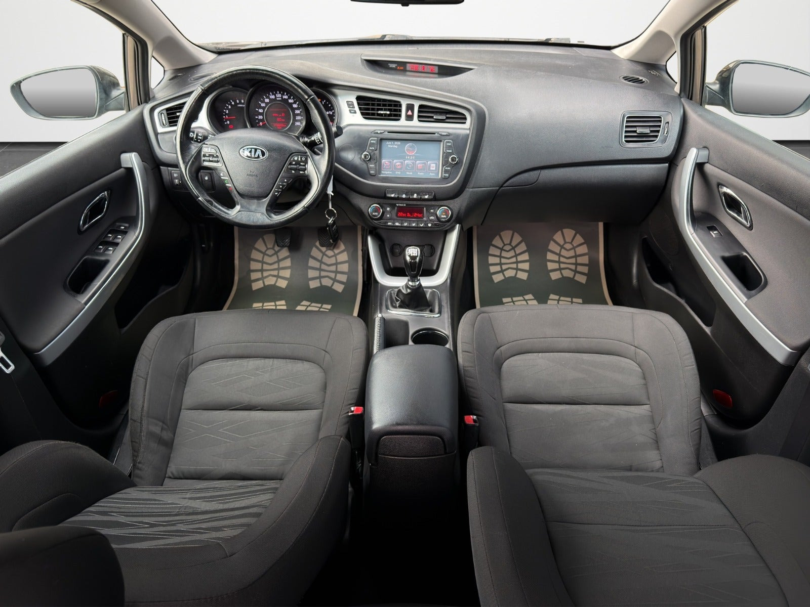 Brun Kia Ceed fra 2015