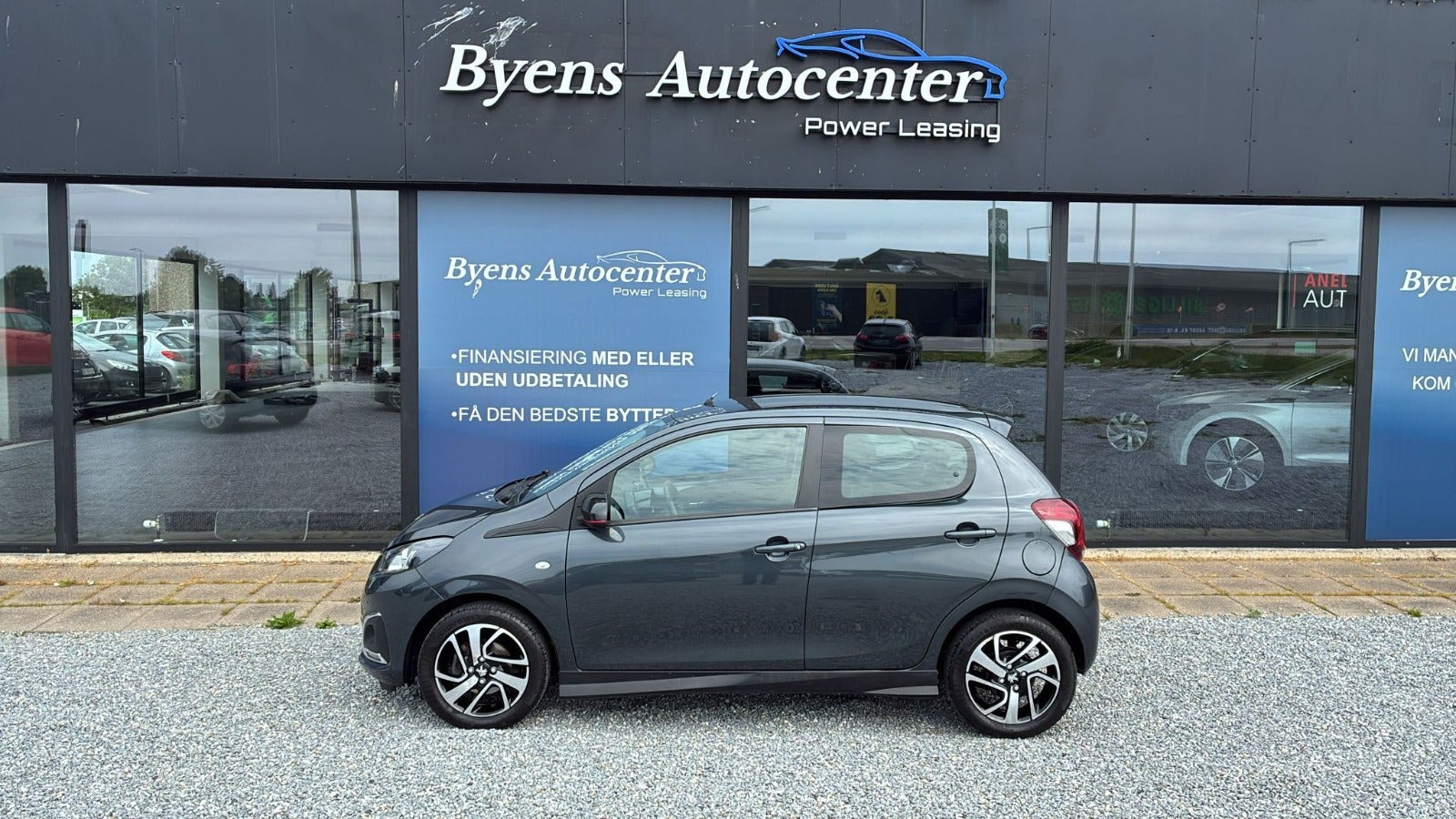 Sort Peugeot 108 fra 2021