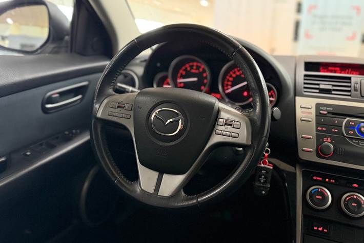 undefined Mazda 6 fra 2010