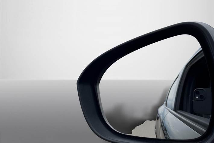 Sort Renault Megane E-Tech fra 2022