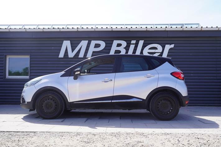 Sølv Renault Captur fra 2015