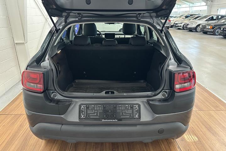 Grå Citroën C4 Cactus fra 2016