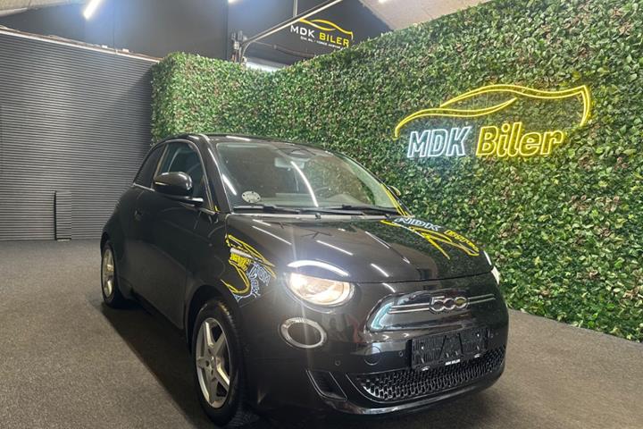 undefined Fiat 500e fra 2021 set udefra
