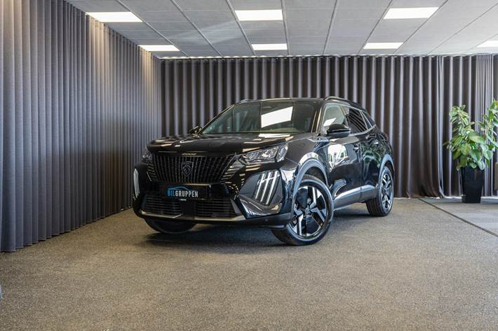 Sort Peugeot e-2008 fra 2025