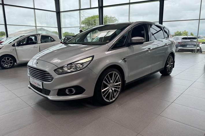 Sølv Ford S-MAX fra 2019
