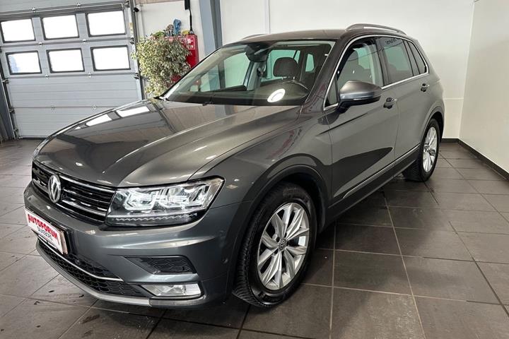 Grå VW Tiguan fra 2017