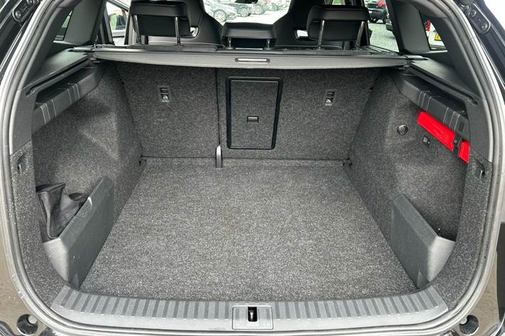 Sort Skoda Enyaq fra 2025