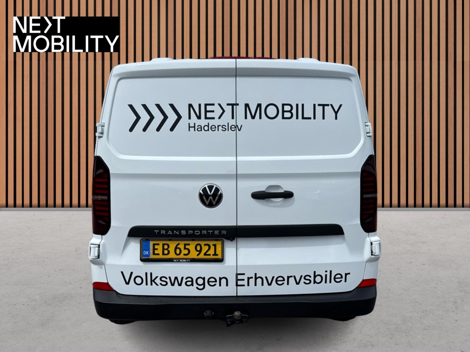 Gul VW Transporter fra 2025