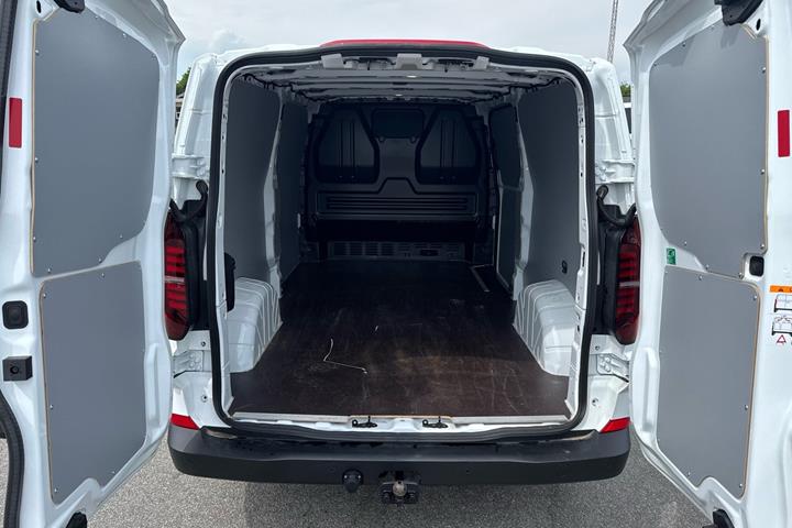 Gul VW Transporter fra 2025