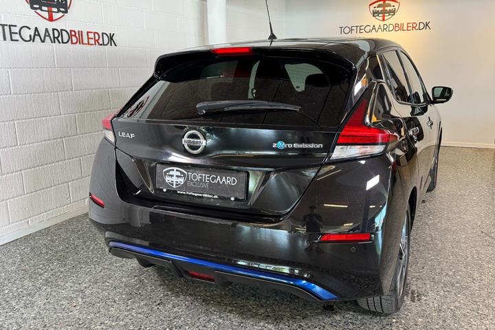 Sort Nissan Leaf fra 2018