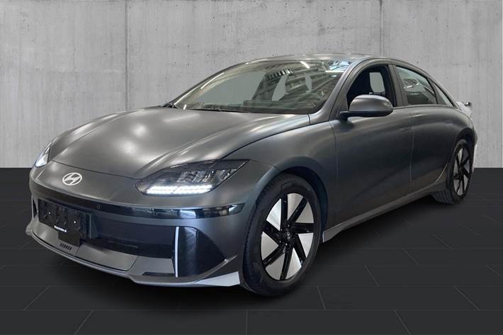 Grå Hyundai Ioniq 6 fra 2024