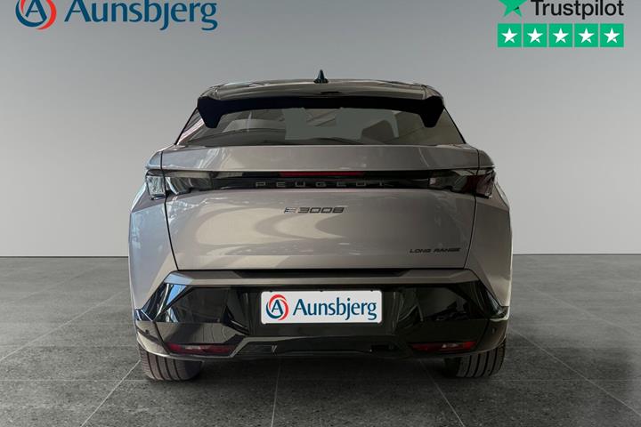 Grå Peugeot e-3008 fra 2025