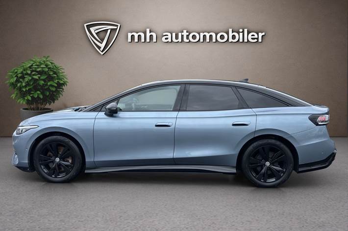 Blå VW ID.7 fra 2025