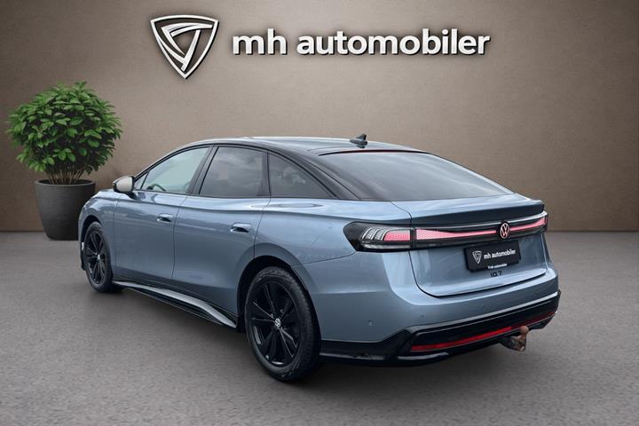 Blå VW ID.7 fra 2025