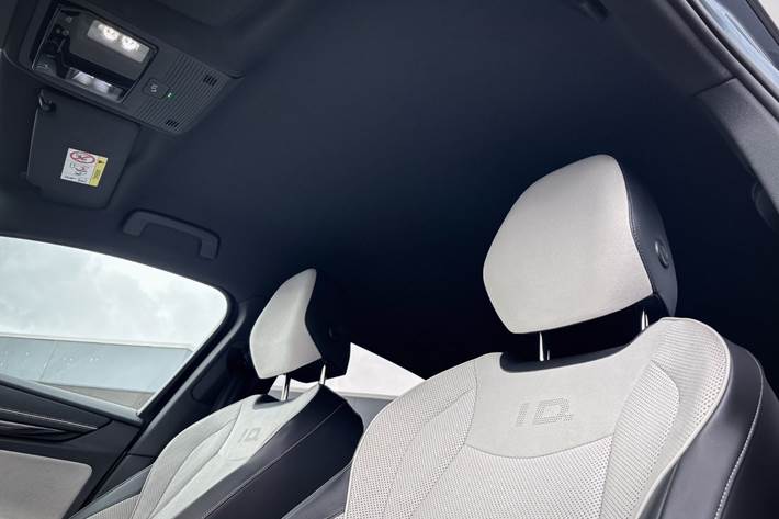Blå VW ID.7 fra 2025