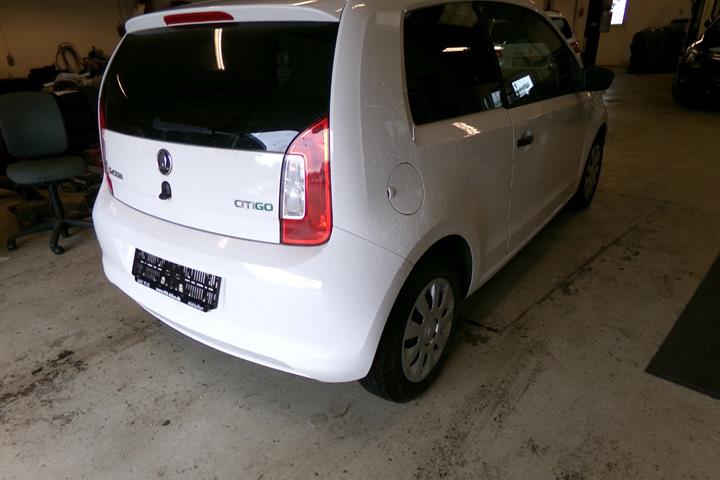 Hvid Skoda Citigo fra 2013