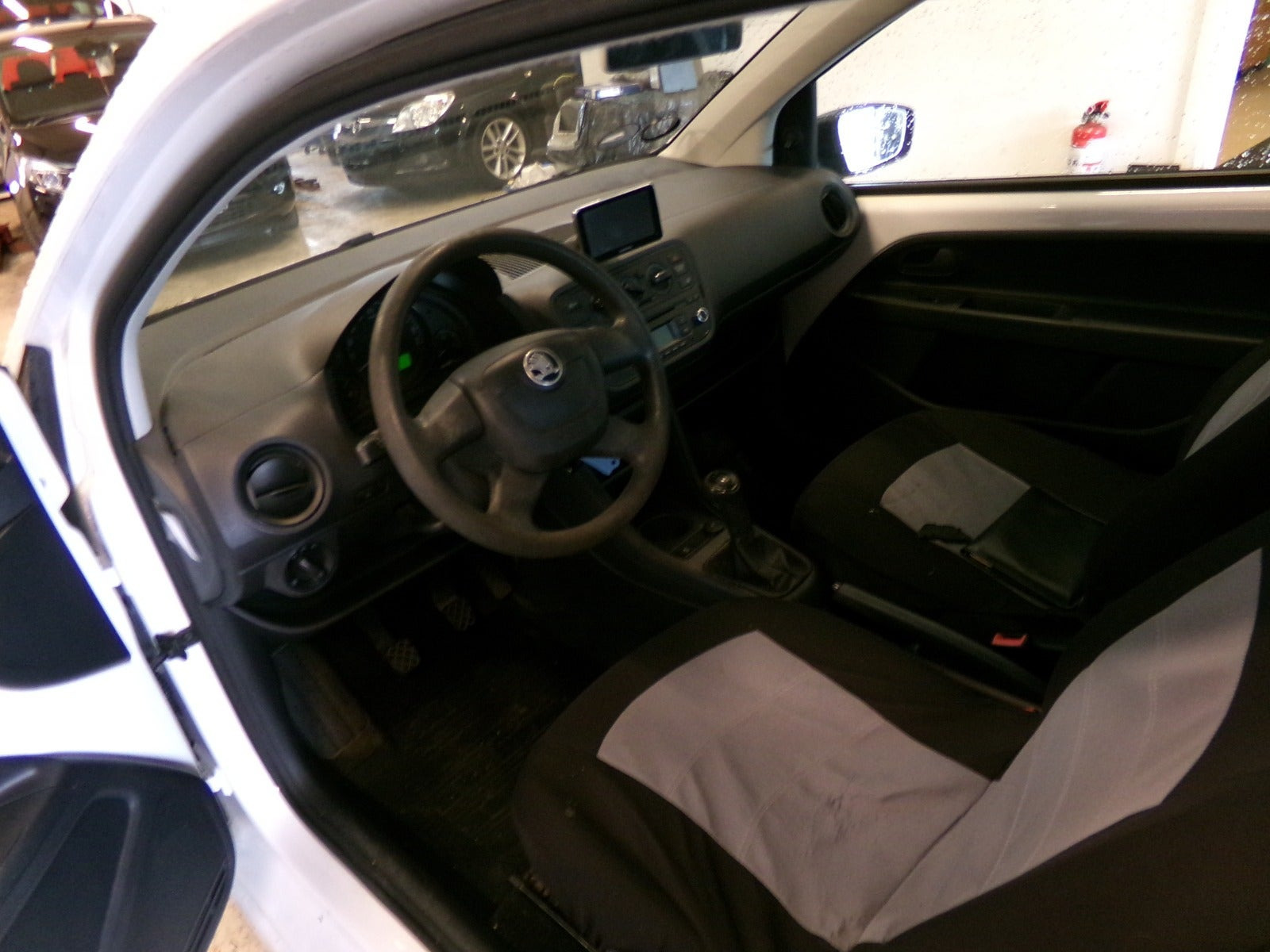 Hvid Skoda Citigo fra 2013