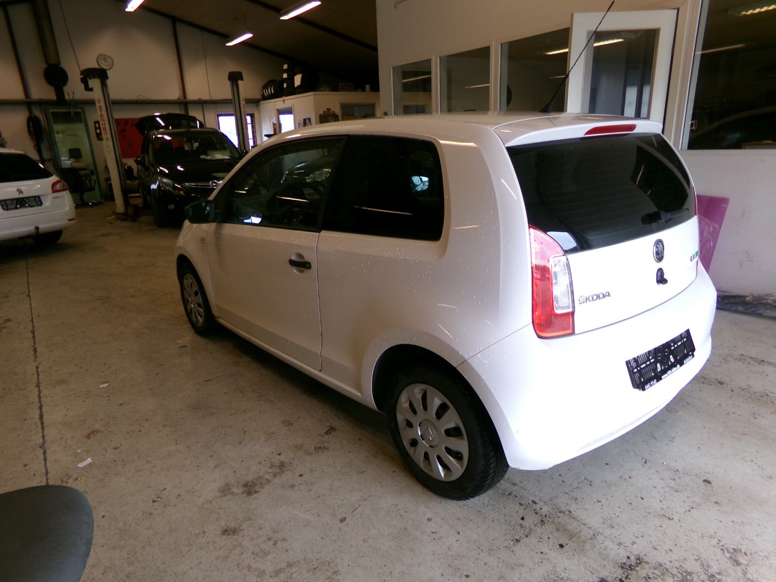 Hvid Skoda Citigo fra 2013