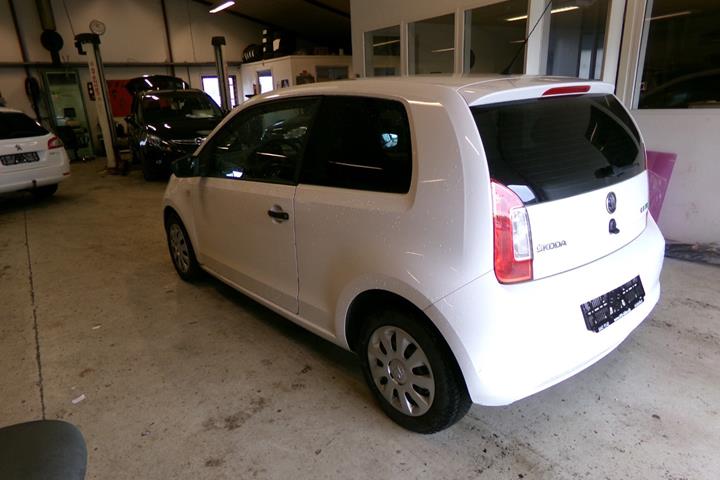 Hvid Skoda Citigo fra 2013