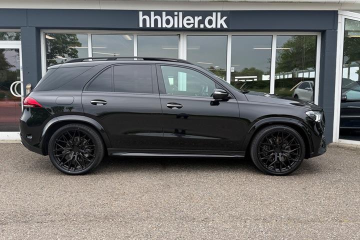 Sort Mercedes GLE350 de fra 2023