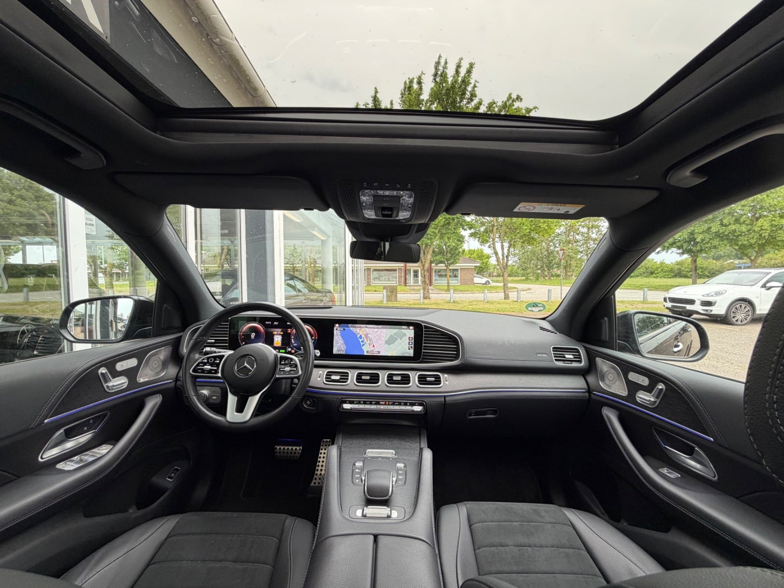 Sort Mercedes GLE350 de fra 2023