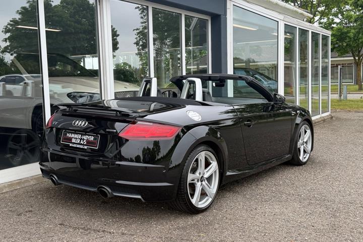 Sort Audi TT fra 2015