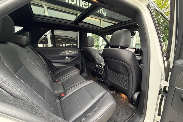 Hvid Mercedes GLE350 de fra 2023