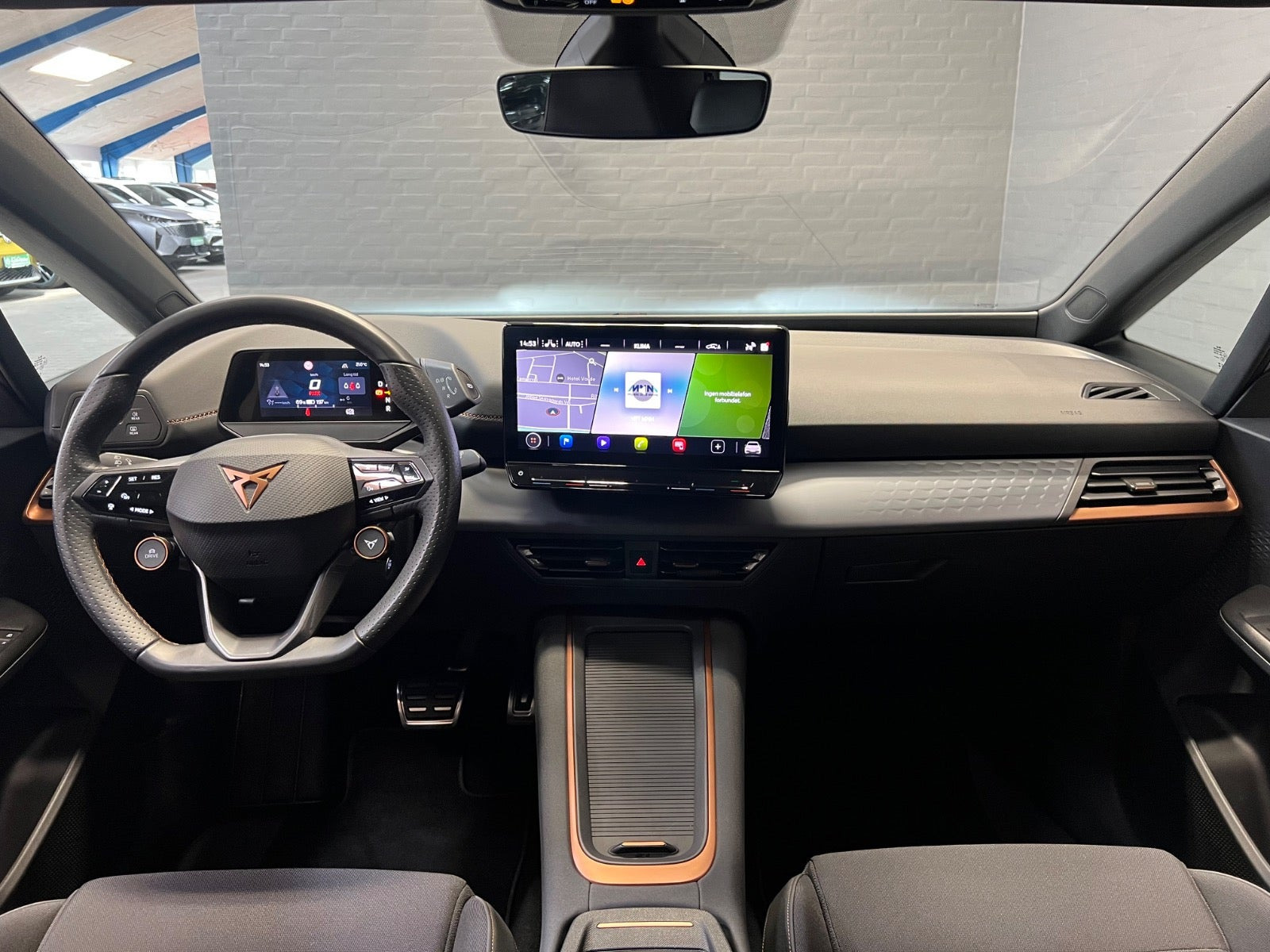 Hvid Cupra Born fra 2024