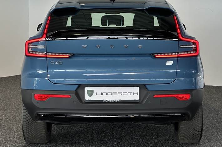 Blå Volvo C40 fra 2022