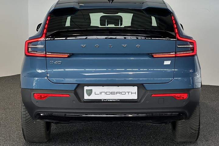 Blå Volvo C40 fra 2022