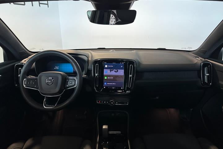 Blå Volvo C40 fra 2022