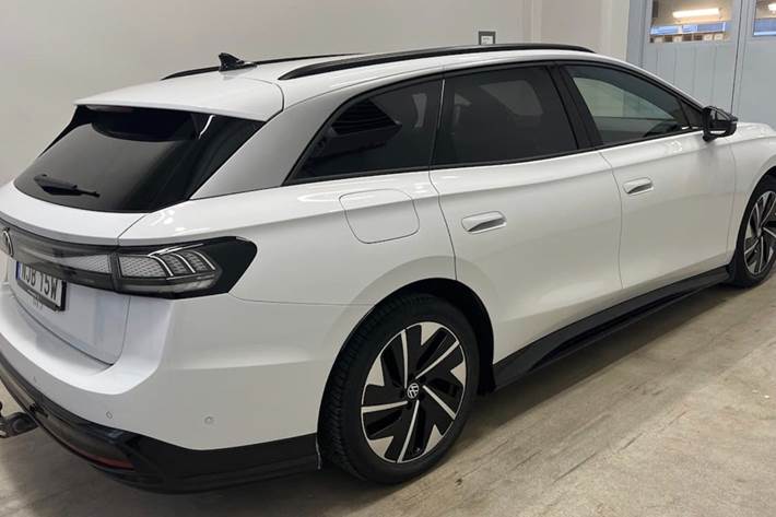 Hvid VW ID.7 fra 2025