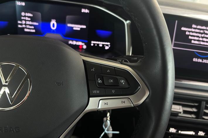 Hvid VW Polo fra 2022