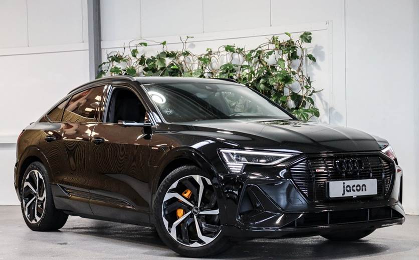 Audi e-tron 55 S-line Sportback quattro