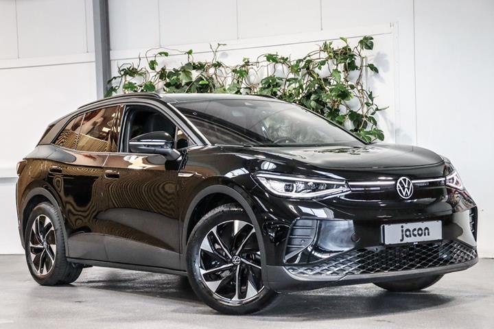 Sort VW ID.4 fra 2023 set udefra
