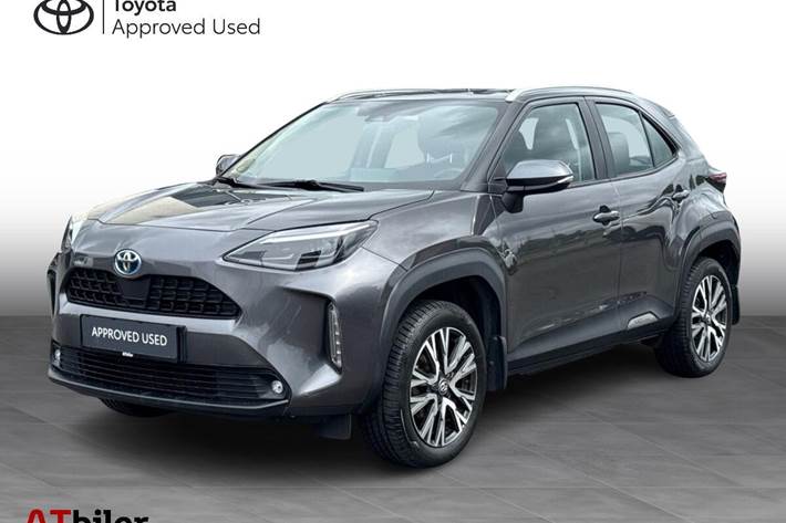Grå Toyota Yaris Cross fra 2022