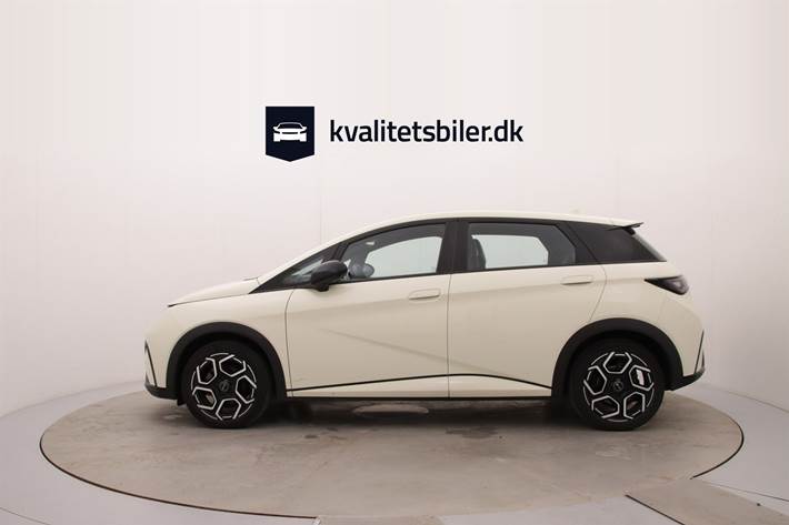 Hvid BYD Dolphin fra 2024