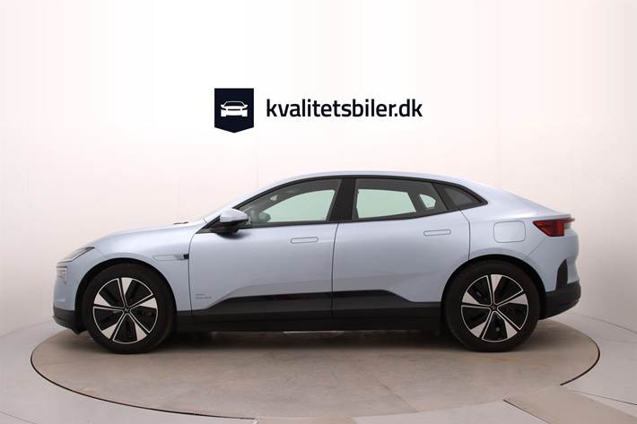 Blå Polestar 4 fra 2025