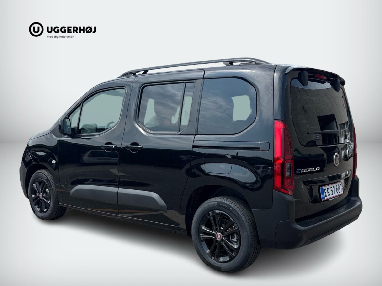Sort Fiat E-Doblò fra 2025 set udefra