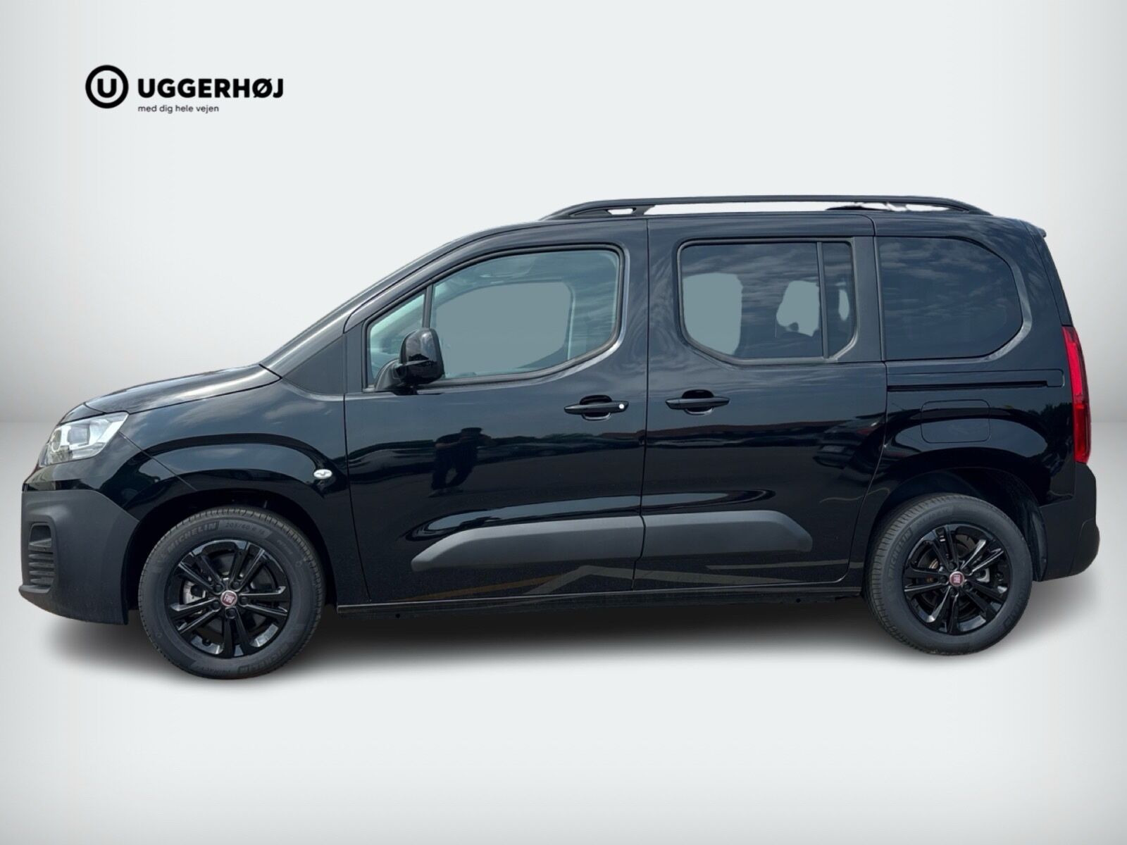 Sort Fiat E-Doblò fra 2025 set udefra