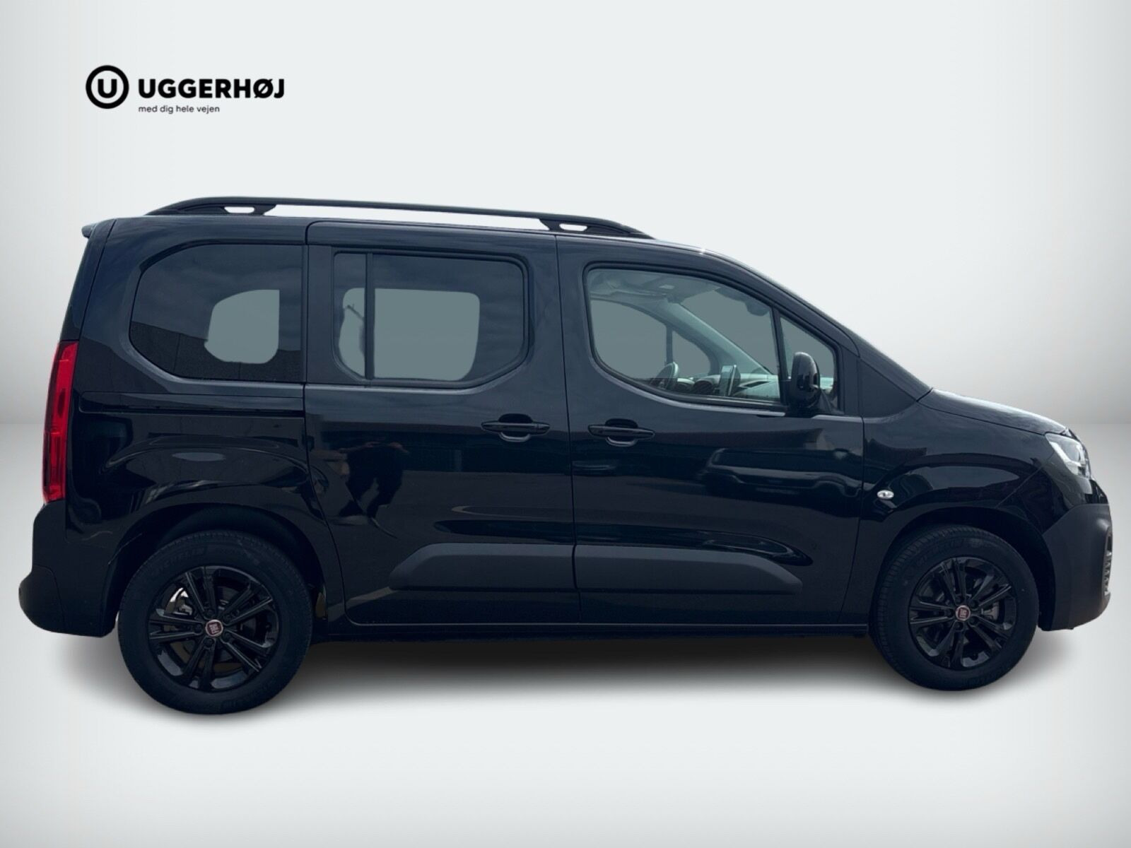 Sort Fiat E-Doblò fra 2025 set udefra