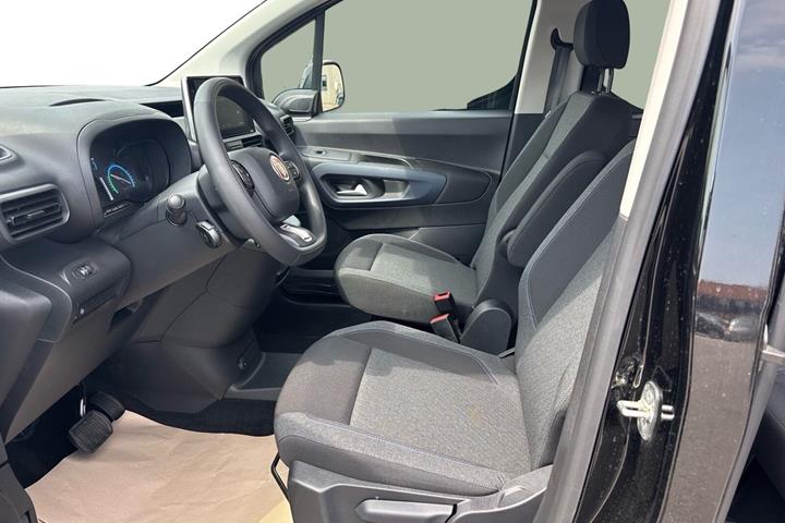 Sort Fiat E-Doblò fra 2025 set indefra