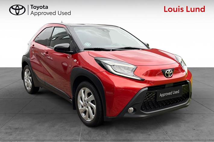 Rød Toyota Aygo X fra 2022