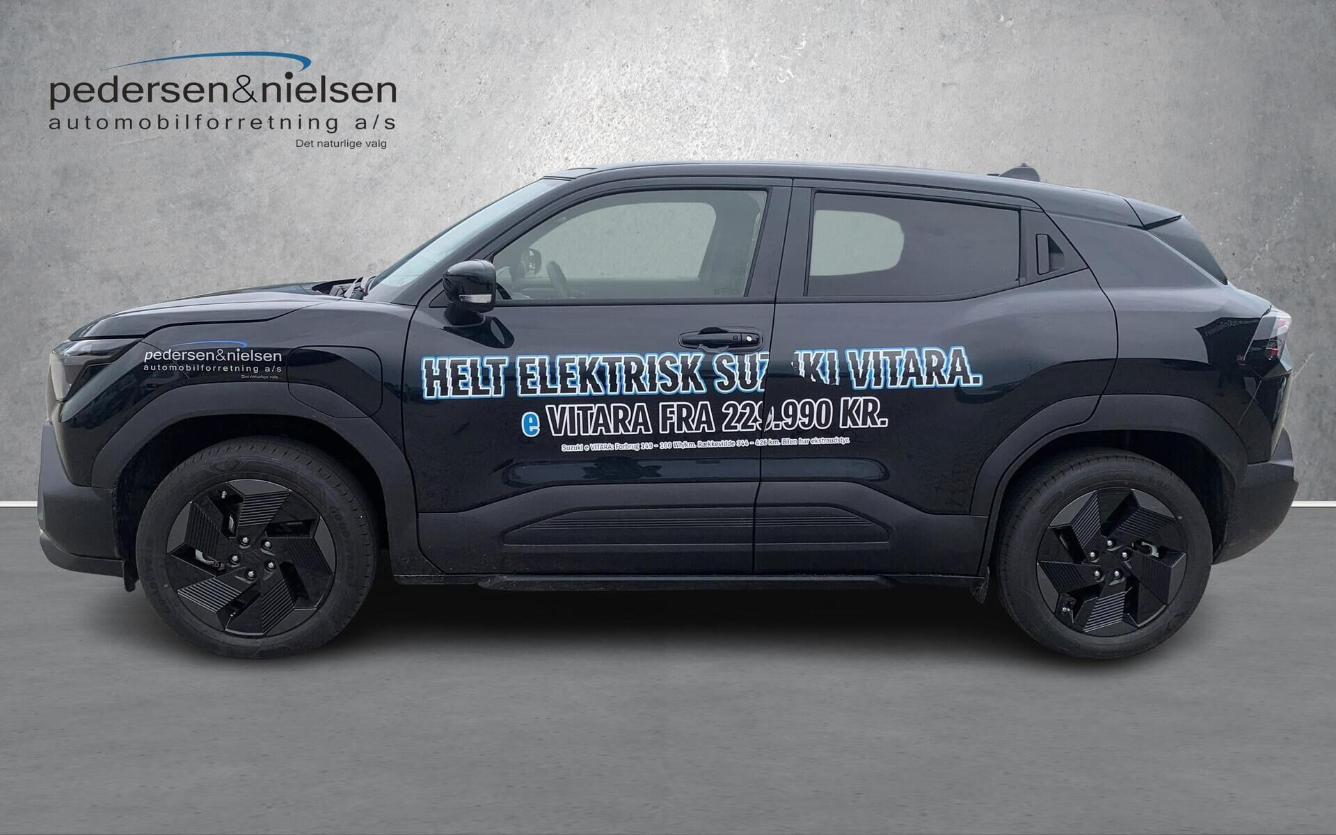 Sort Suzuki eVitara fra 2025
