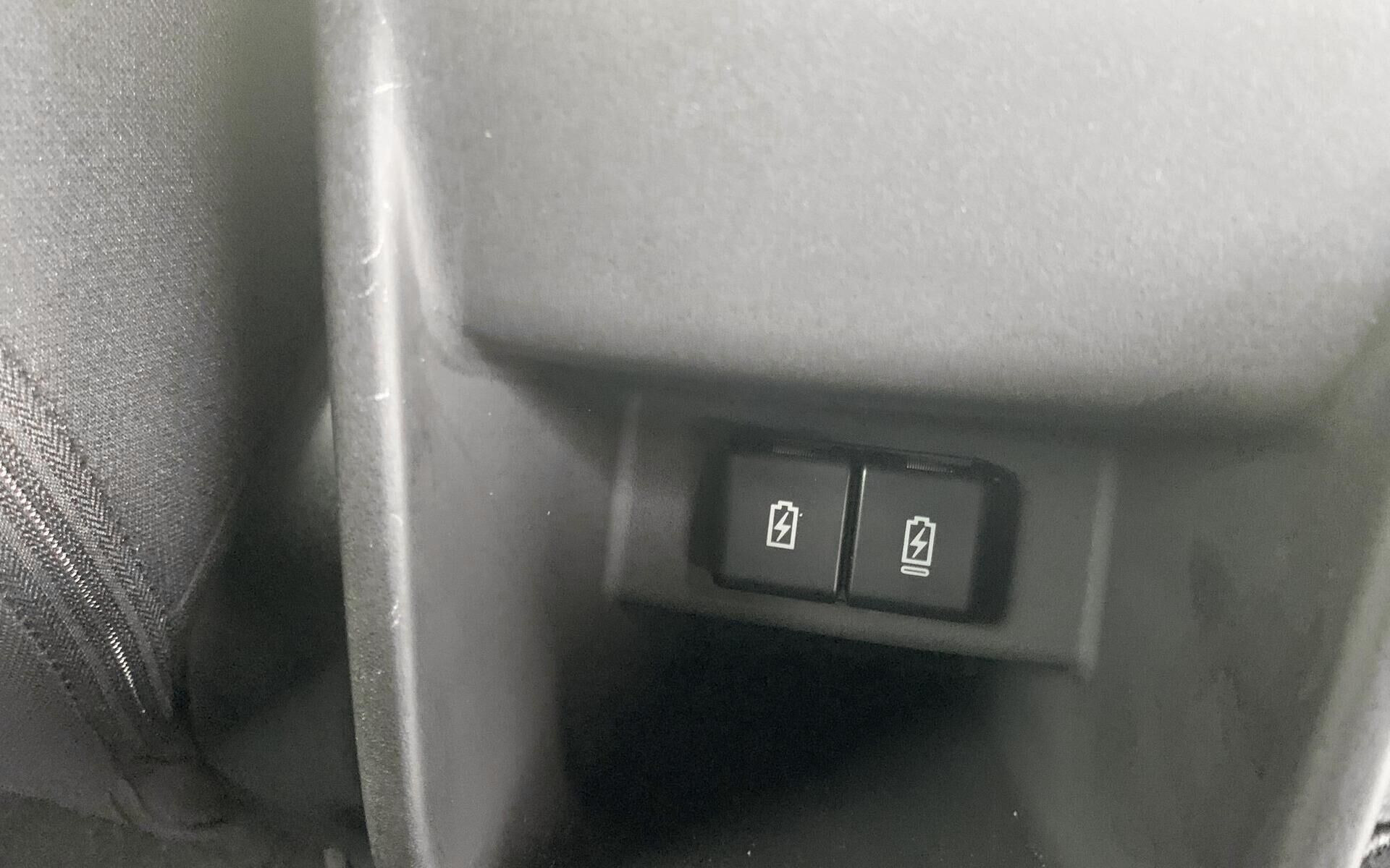 Sort Suzuki eVitara fra 2025