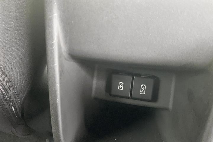 Sort Suzuki eVitara fra 2025