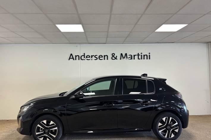 Sort Peugeot e-208 fra 2025